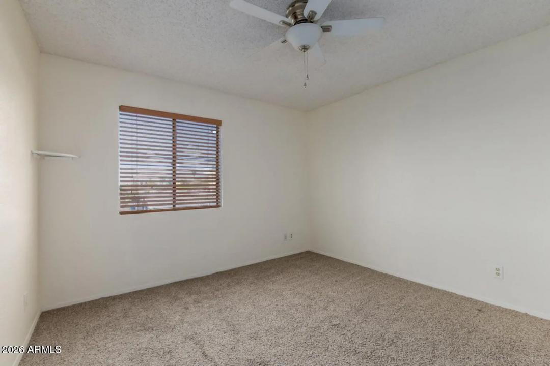 Real Estate Picture 16