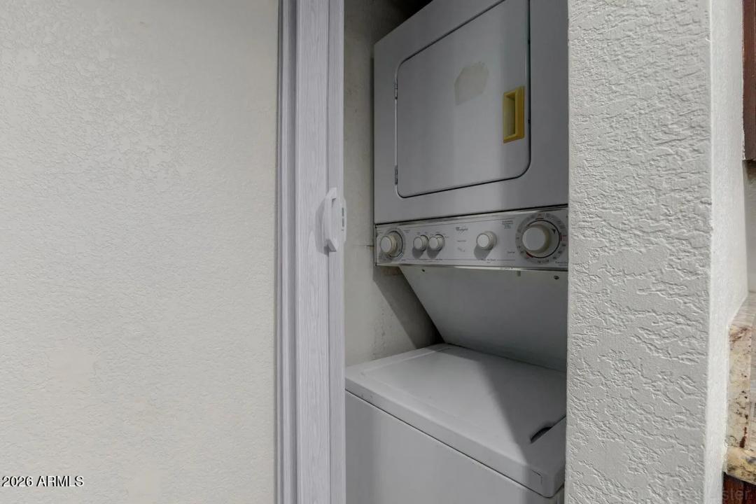 Real Estate Picture 19