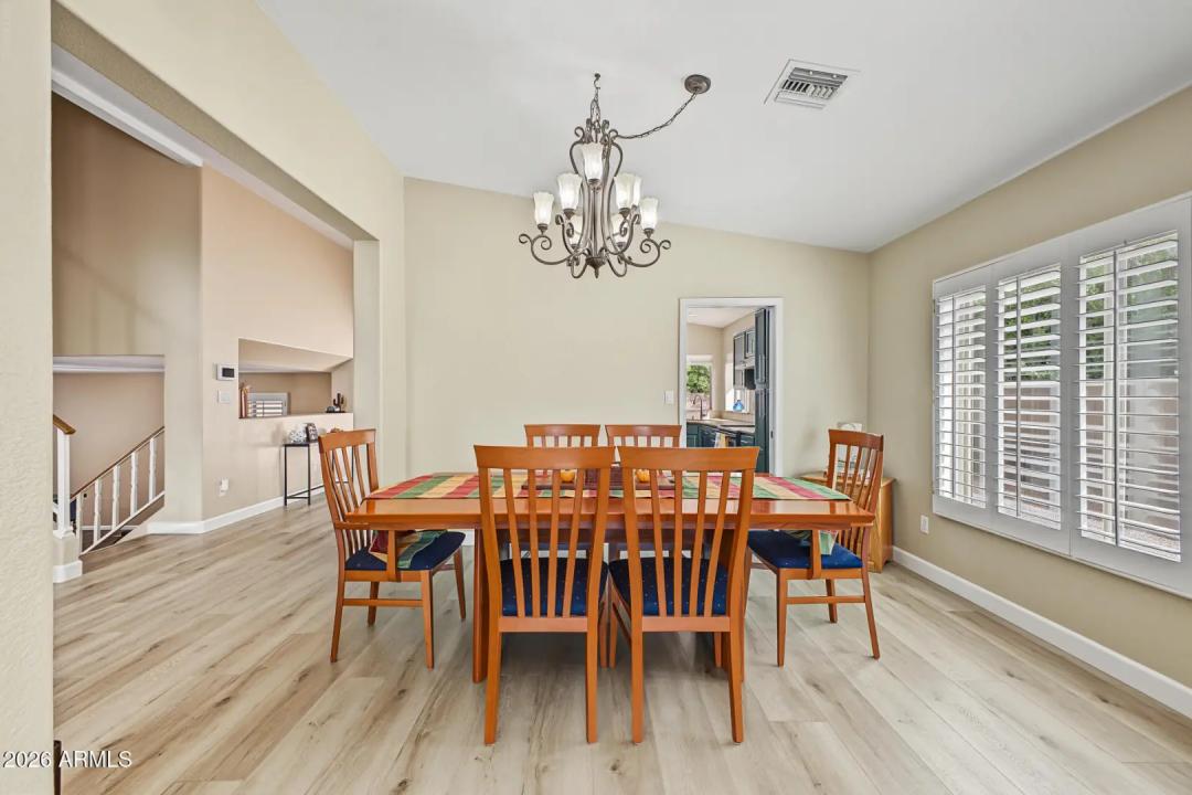 Real Estate Picture 13