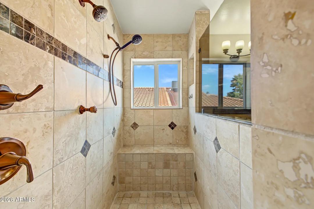 Real Estate Picture 24