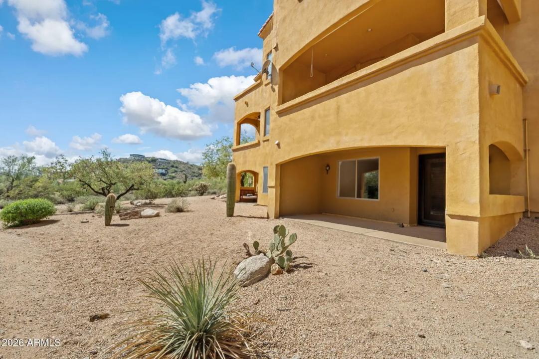 Real Estate Picture 30