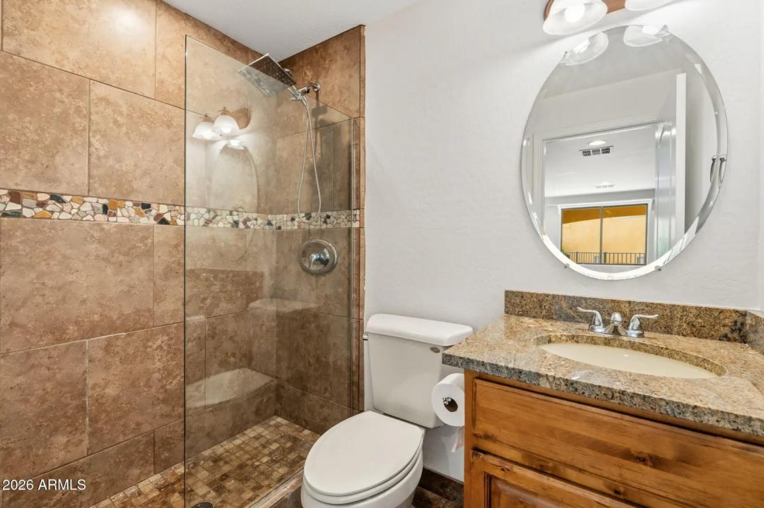 Real Estate Picture 28