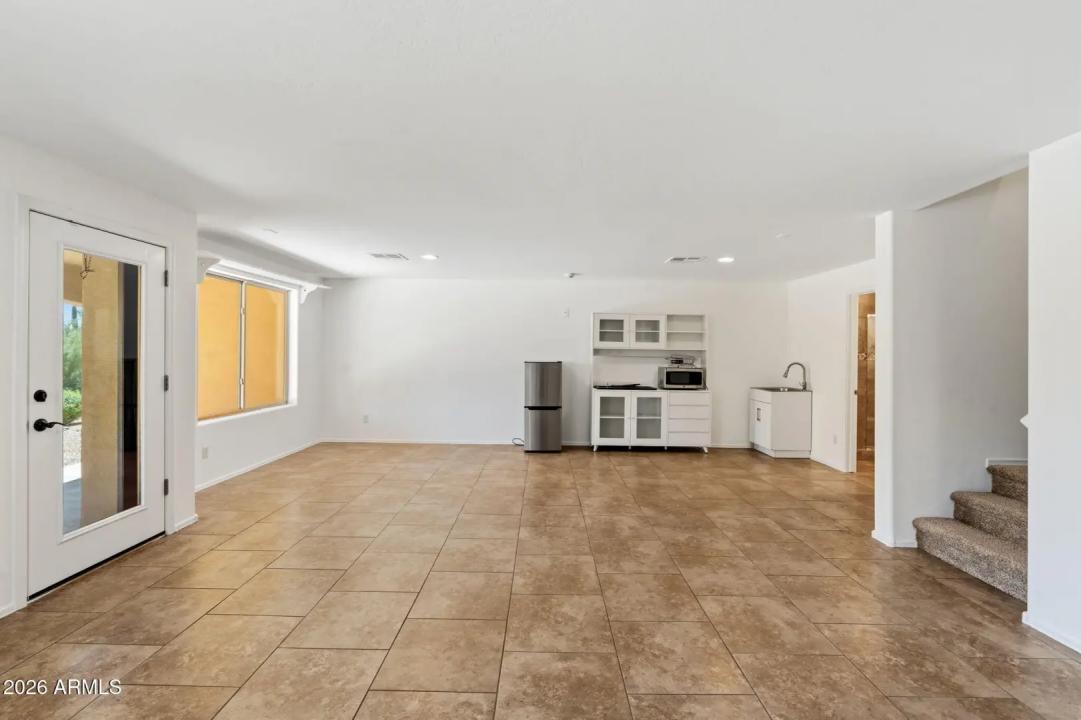 Real Estate Picture 26