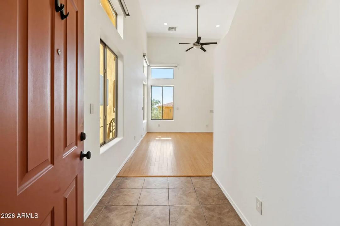 Real Estate Picture 3