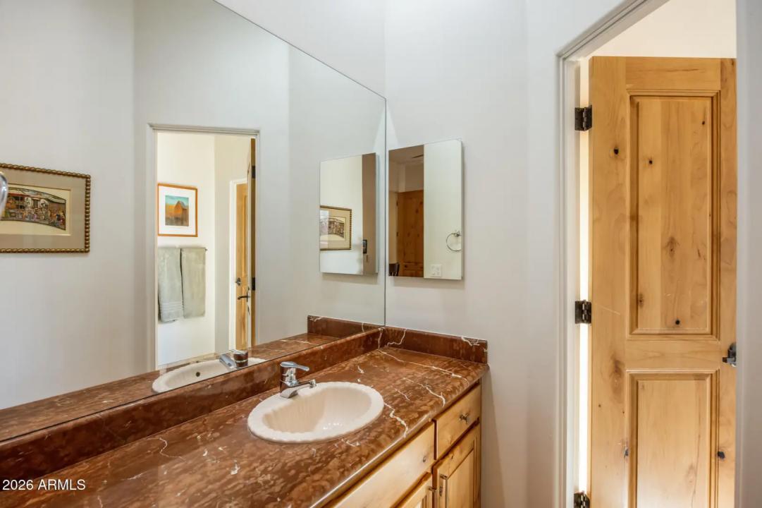 Real Estate Picture 27