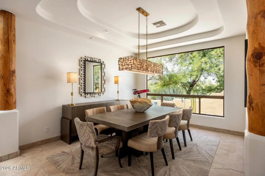 Real Estate Picture 14