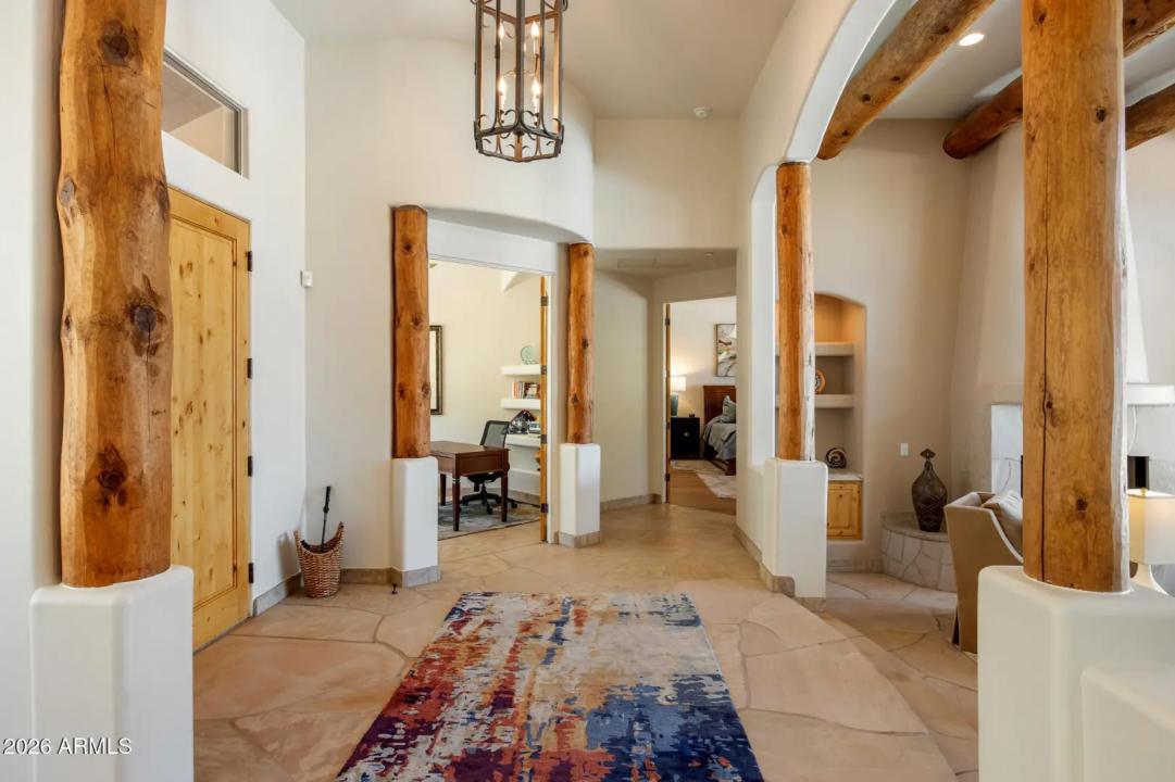 Real Estate Picture 13
