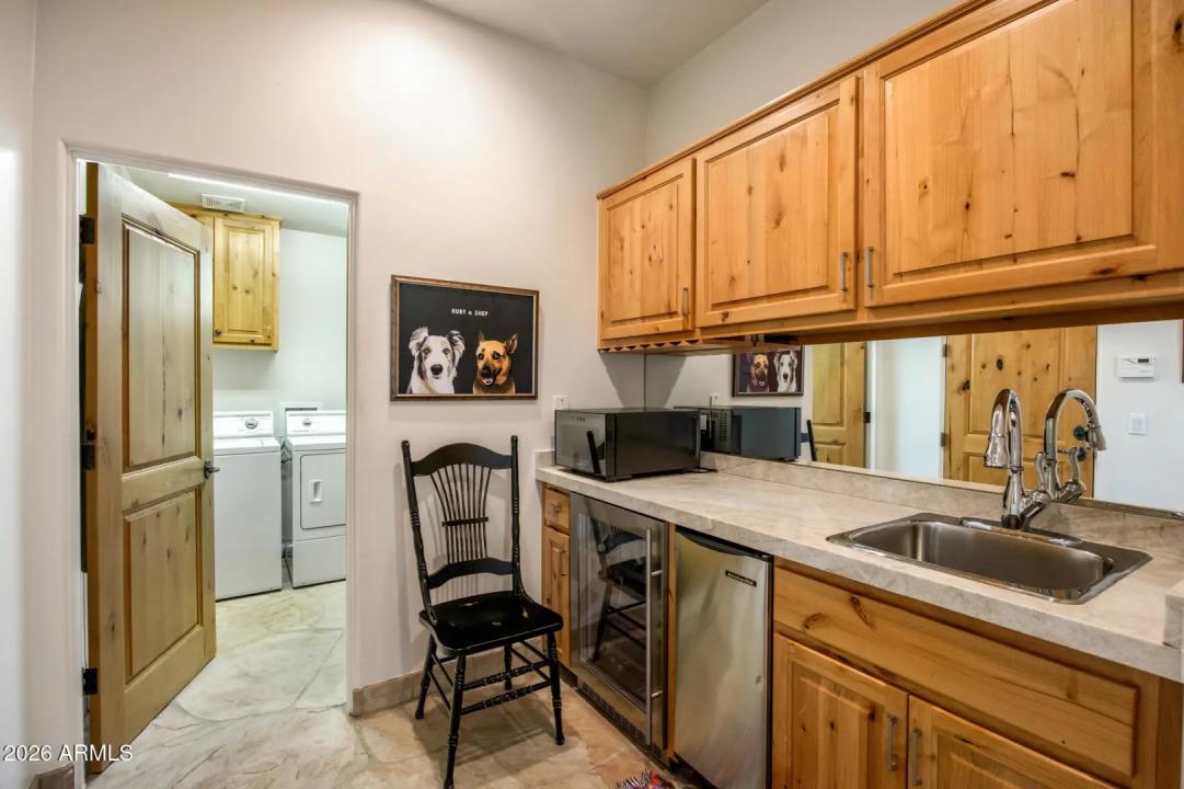 Real Estate Picture 20
