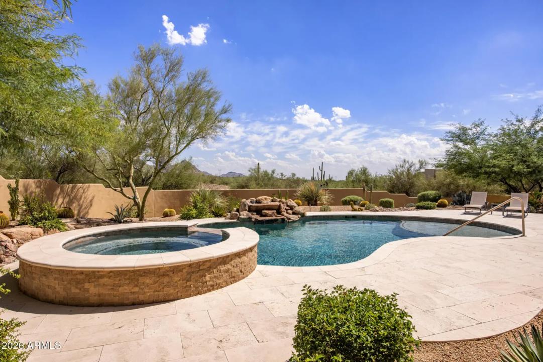 Real Estate Picture 34
