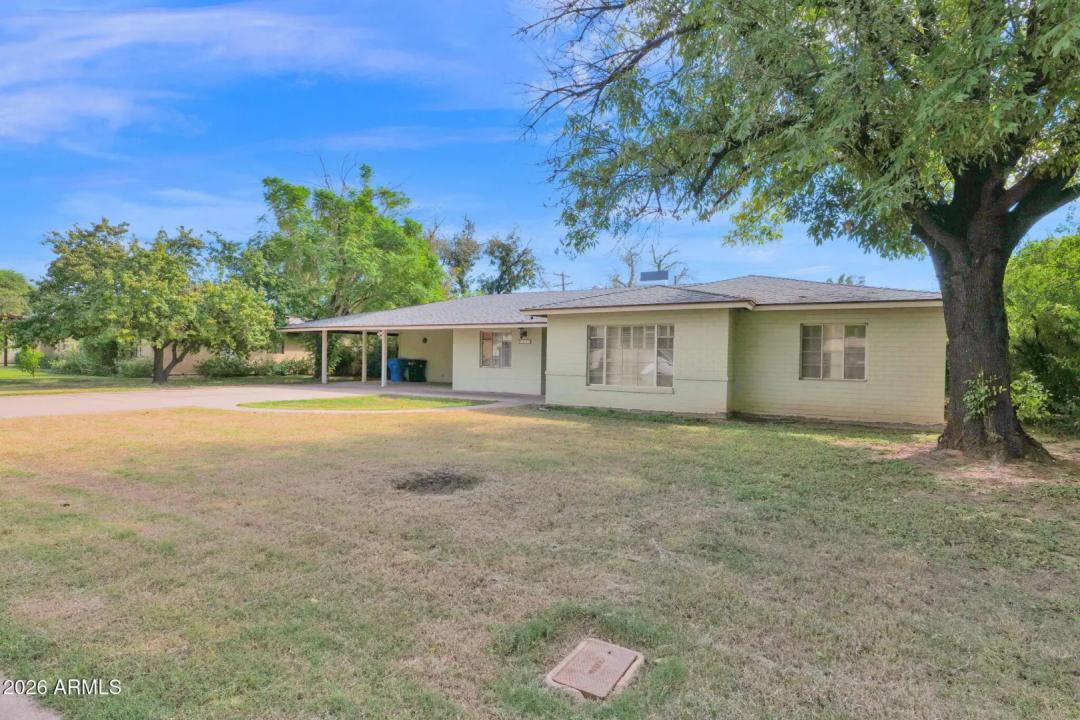 Real Estate Picture 2
