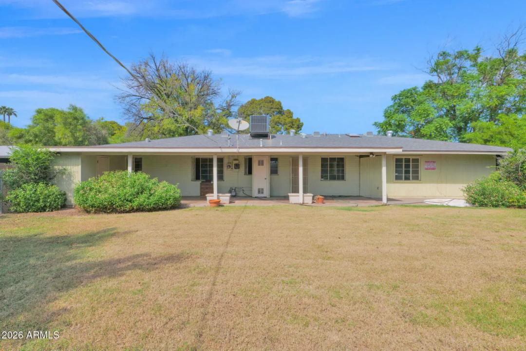 Real Estate Picture 18