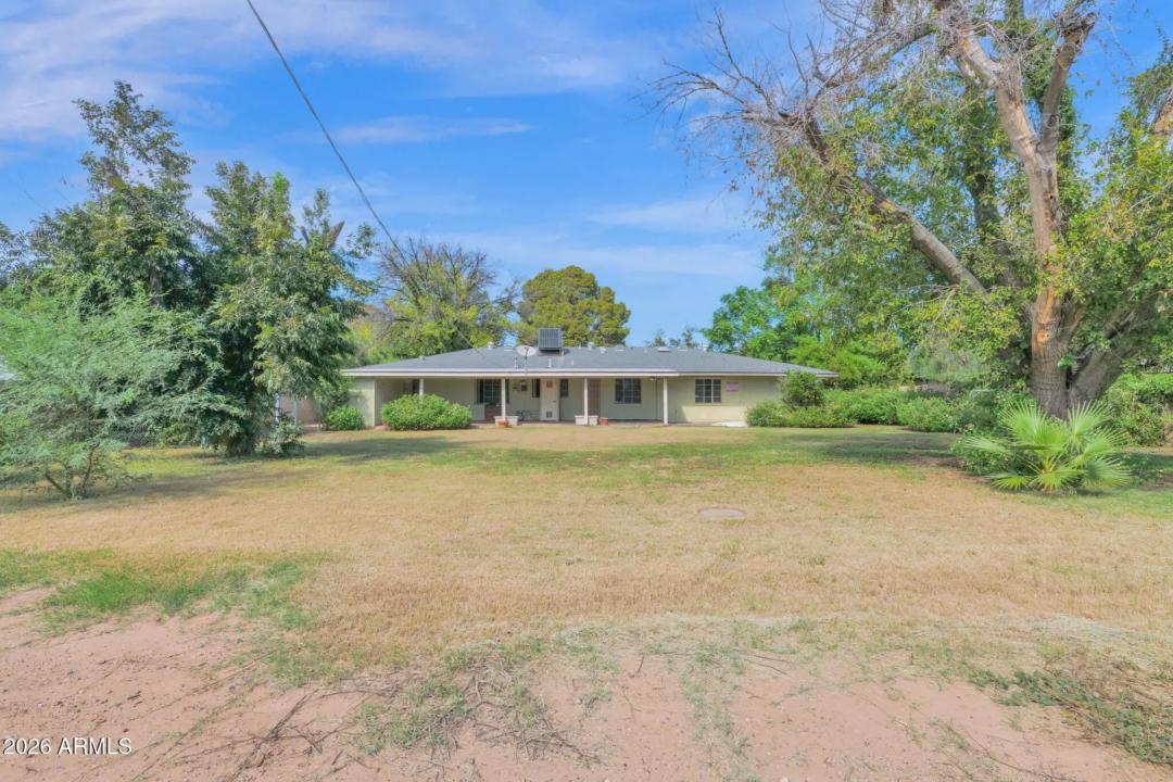 Real Estate Picture 22