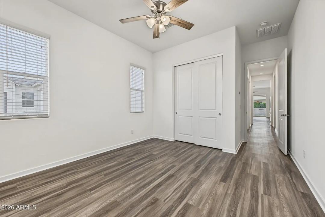 Real Estate Picture 25