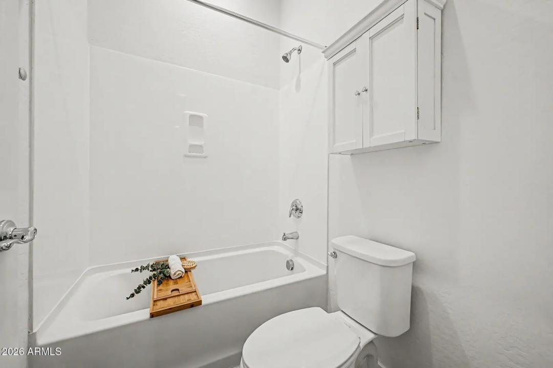 Real Estate Picture 29