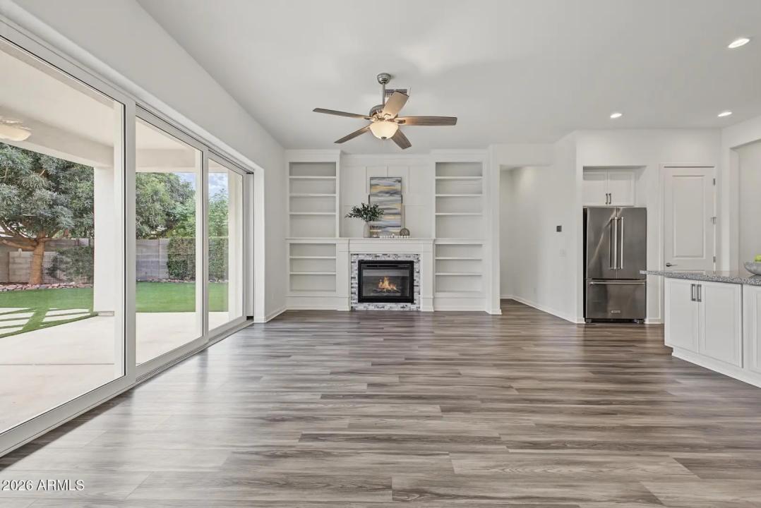 Real Estate Picture 15