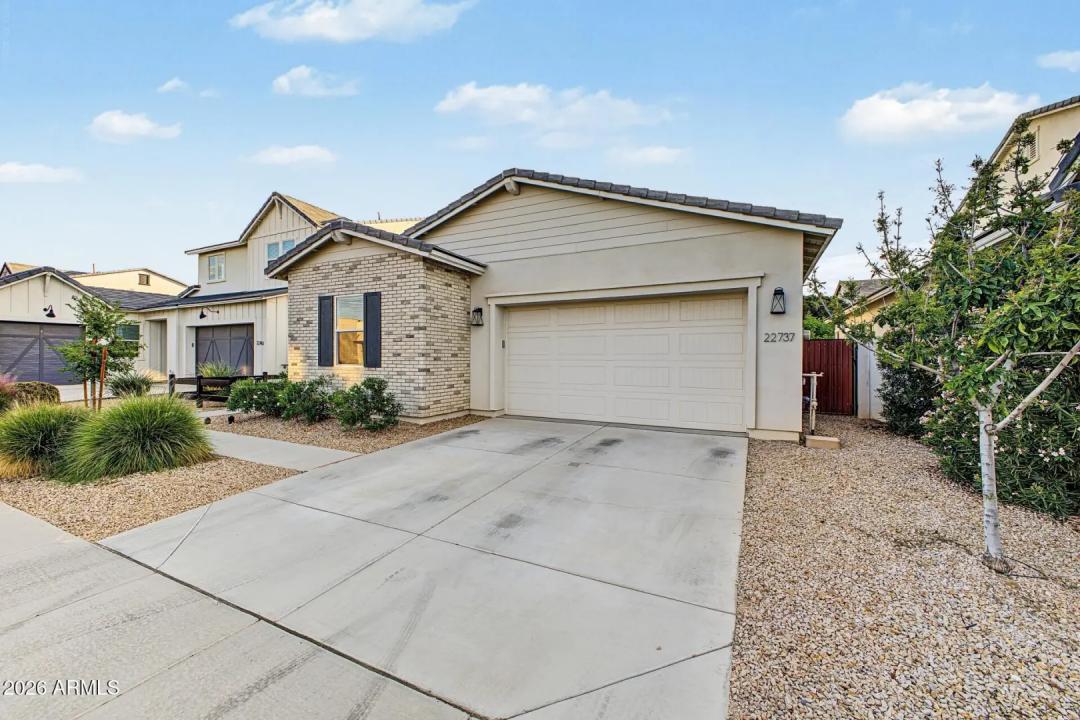 Real Estate Picture 38