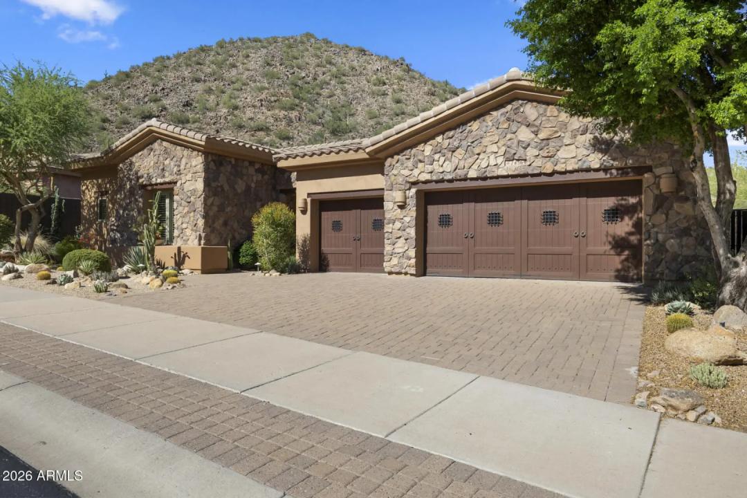 Real Estate Picture 1