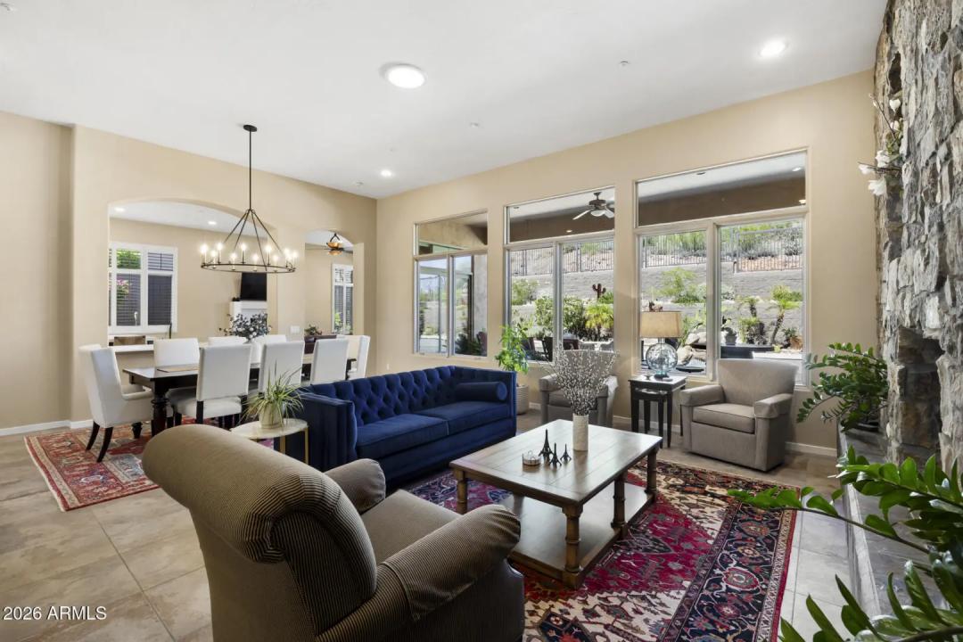 Real Estate Picture 15