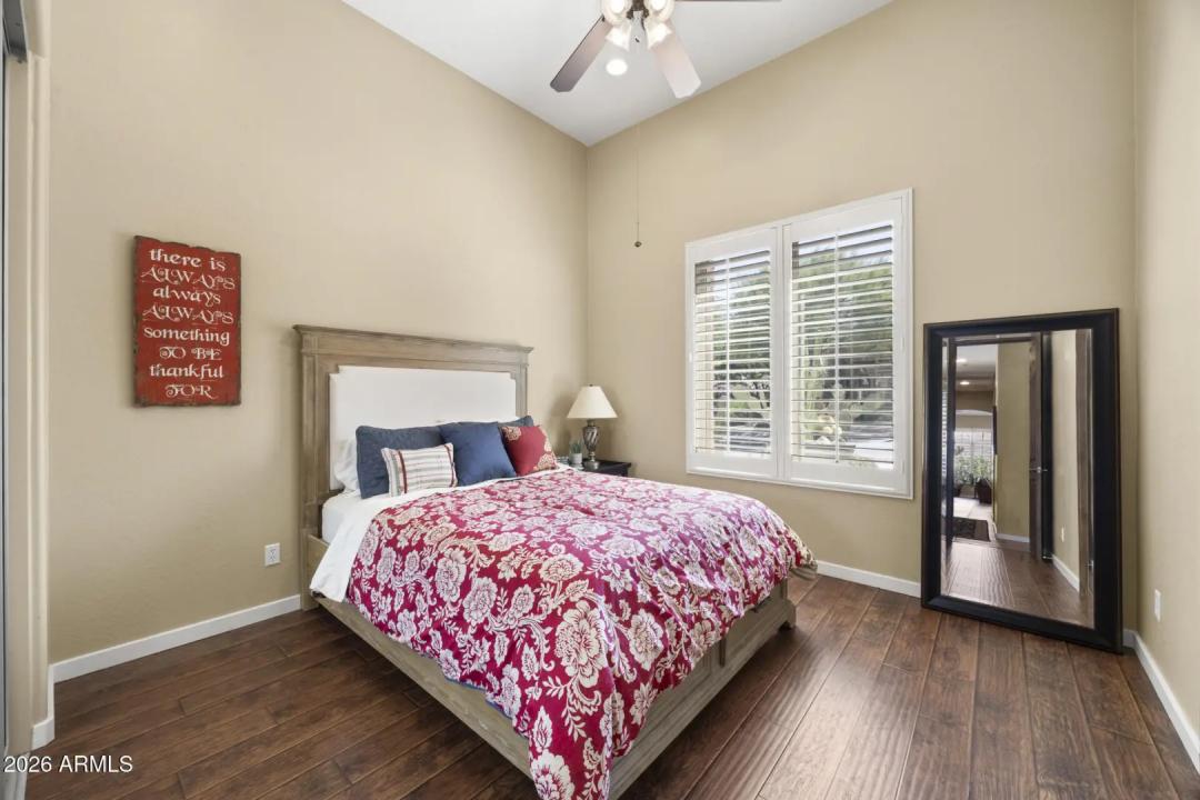 Real Estate Picture 28
