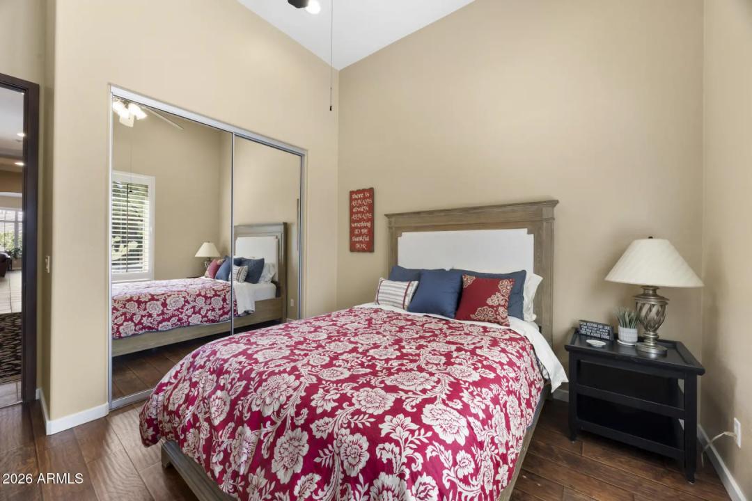 Real Estate Picture 29