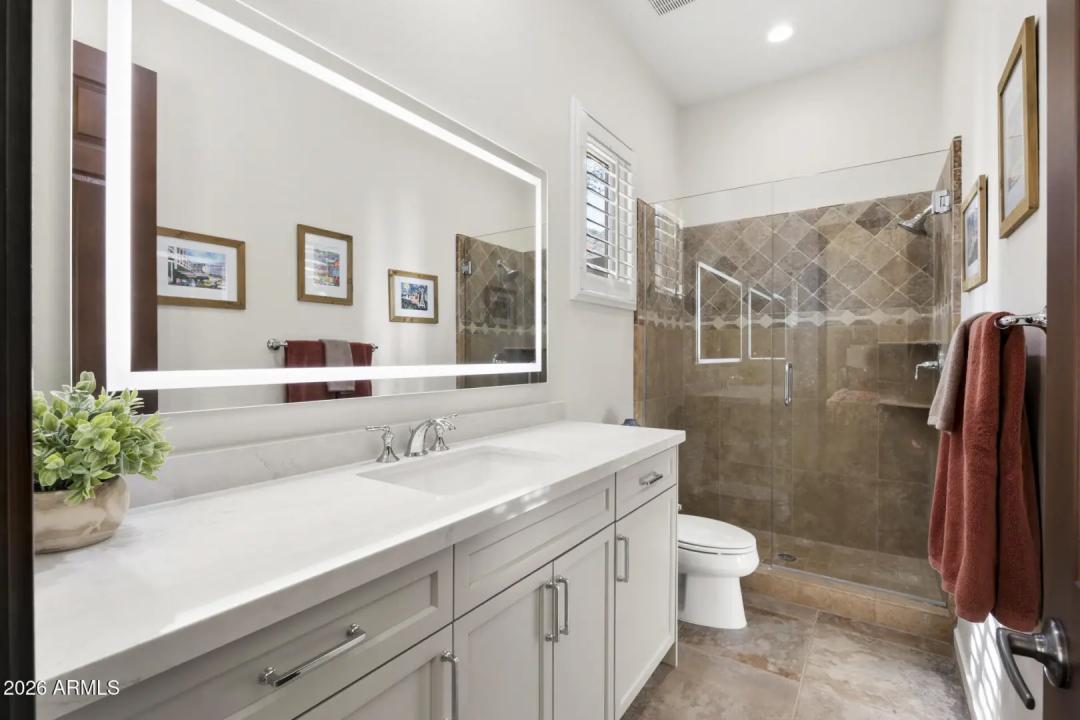 Real Estate Picture 30