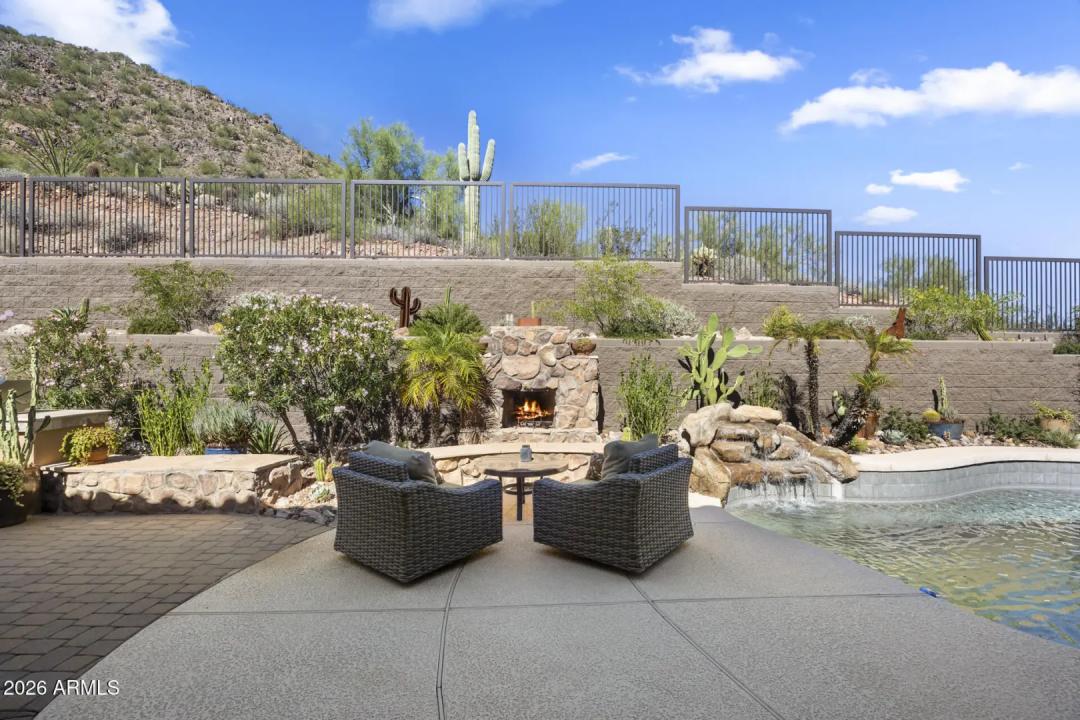 Real Estate Picture 43