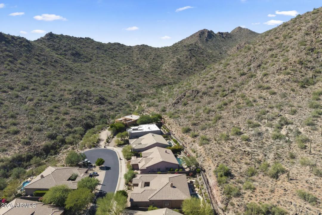 Real Estate Picture 48