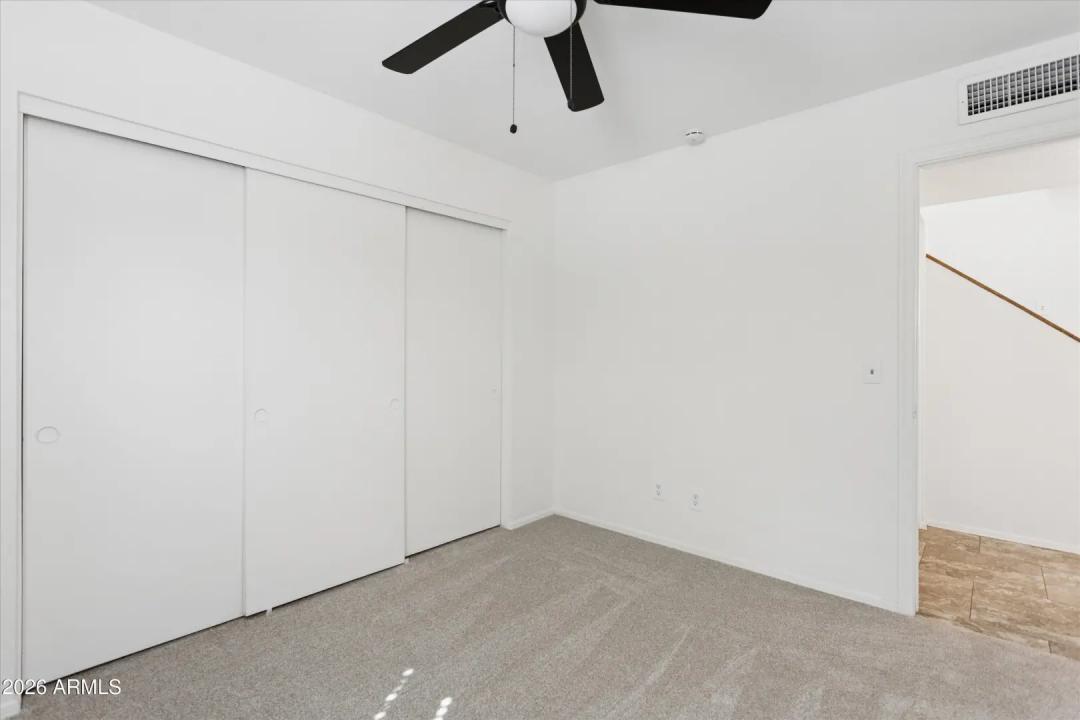 Real Estate Picture 14