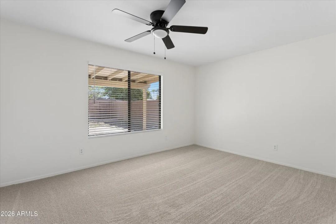 Real Estate Picture 18