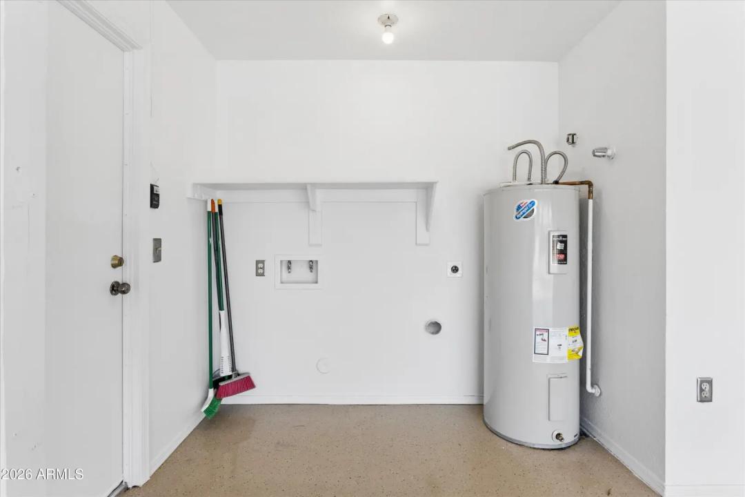 Real Estate Picture 36