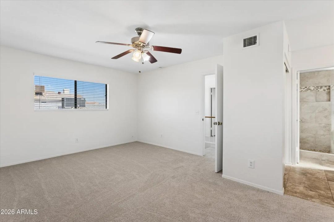 Real Estate Picture 27