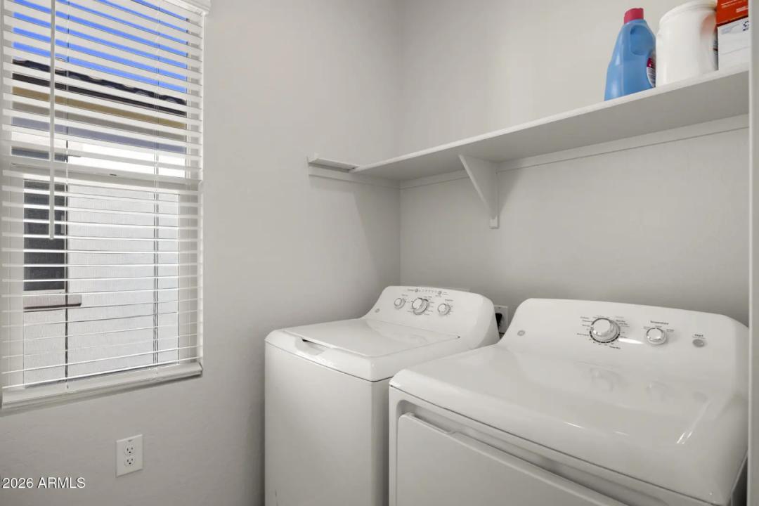 Real Estate Picture 21