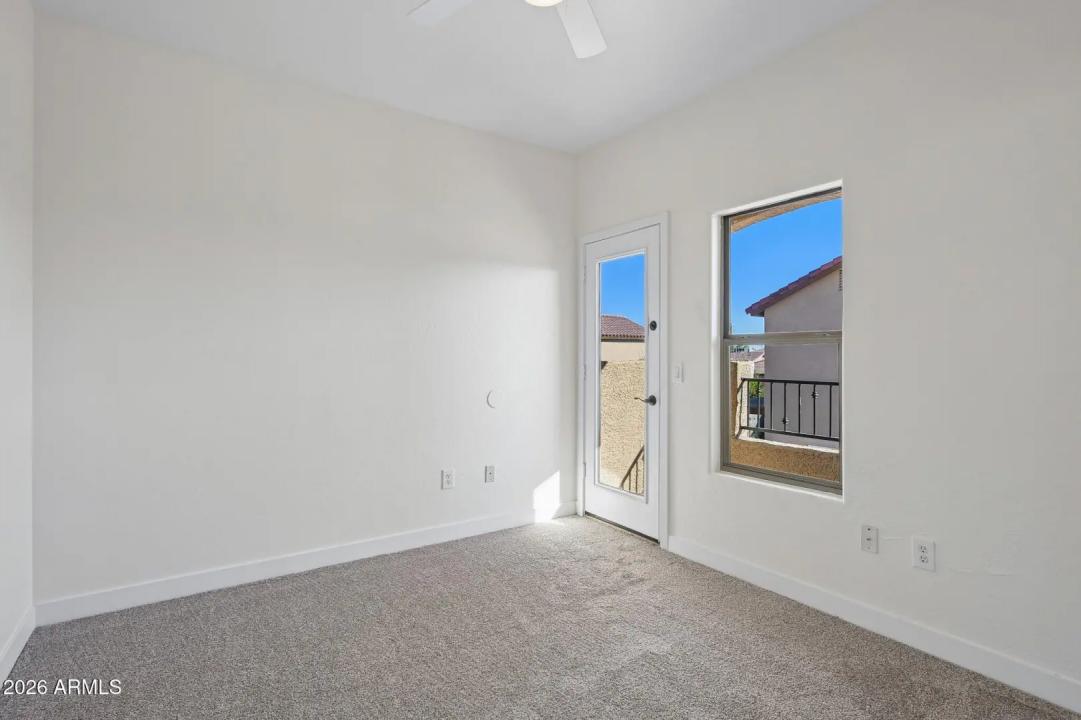 Real Estate Picture 11