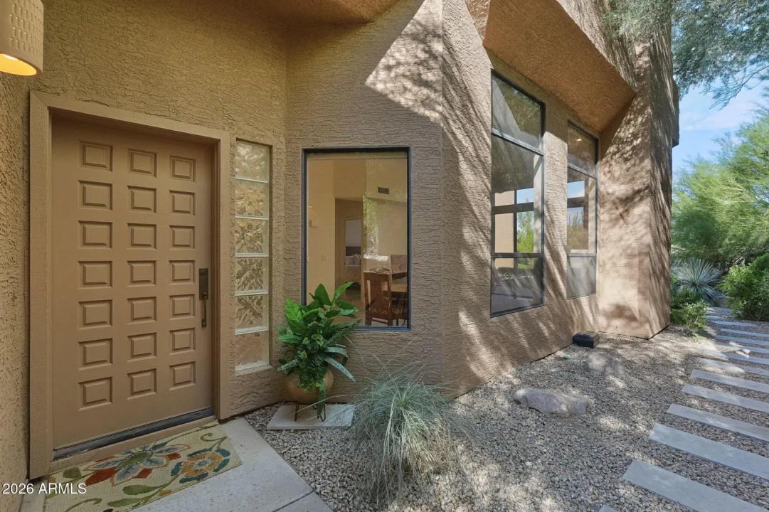 Real Estate Picture 12
