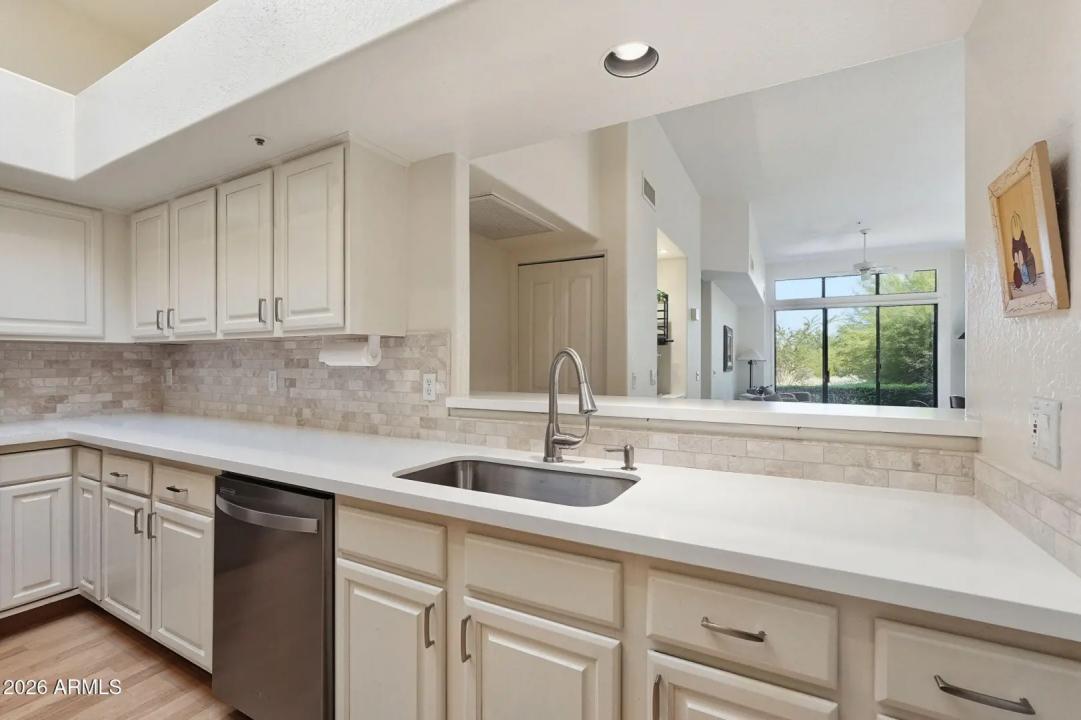 Real Estate Picture 21