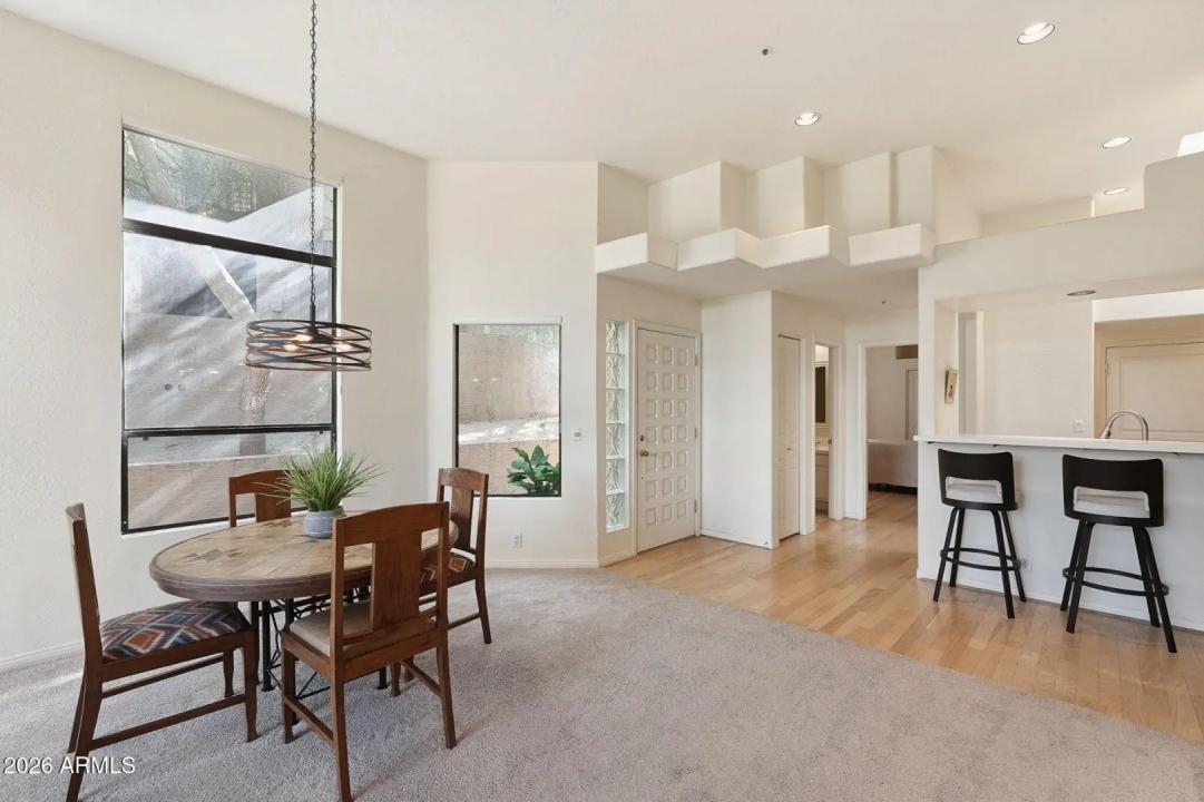 Real Estate Picture 13
