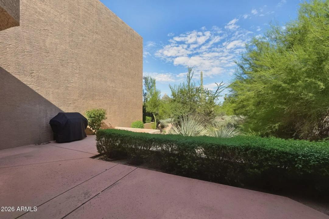 Real Estate Picture 35