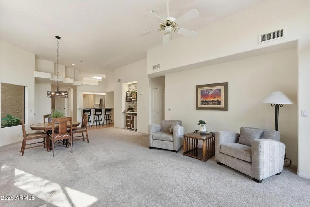 Real Estate Picture 17