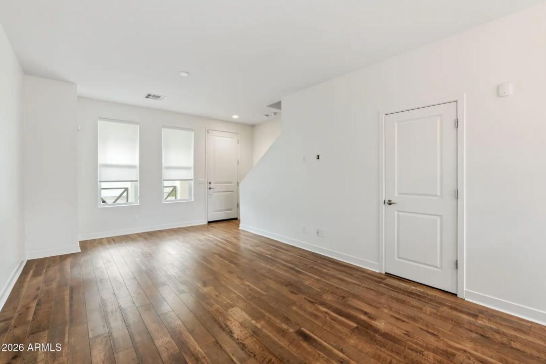 Real Estate Picture 2