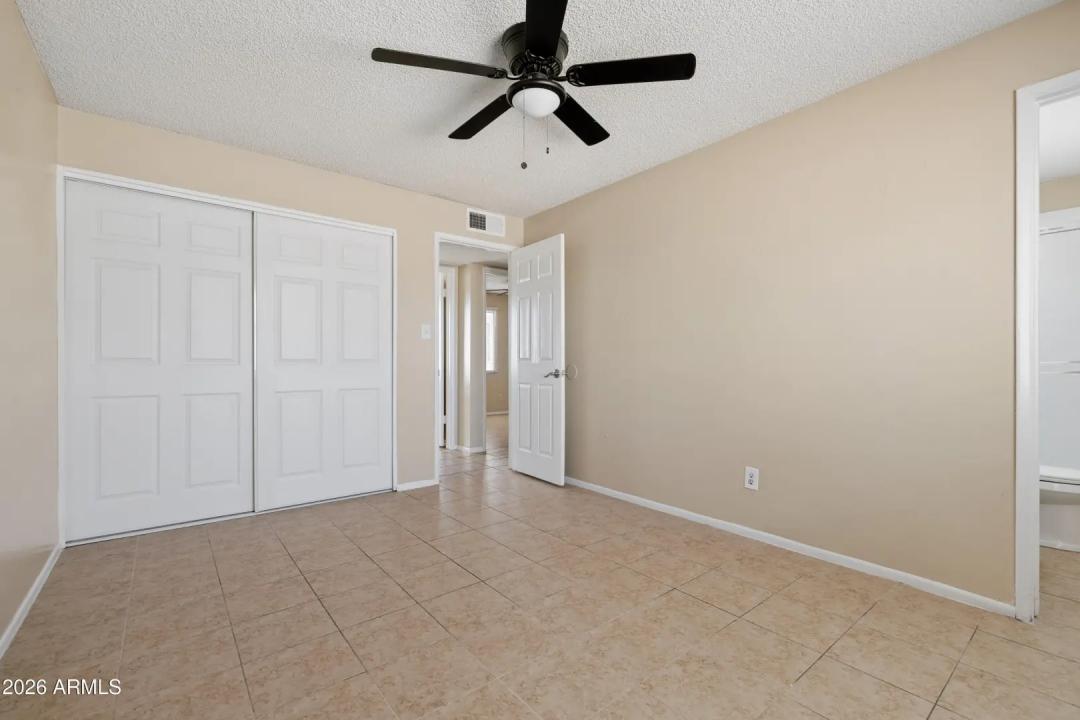 Real Estate Picture 15