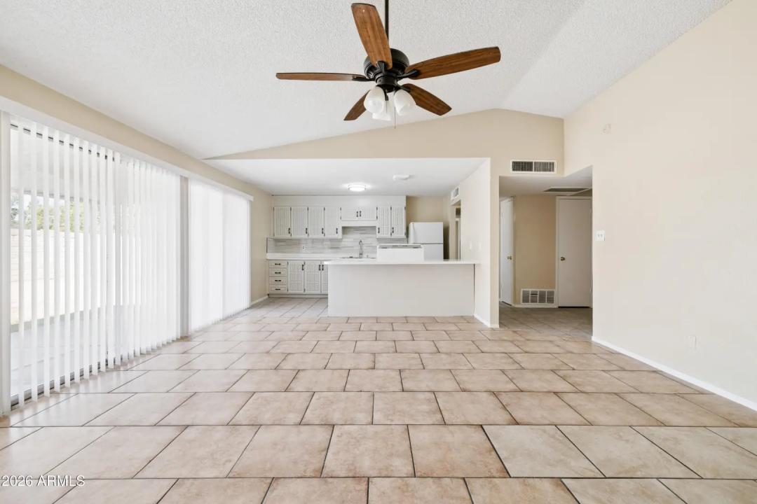 Real Estate Picture 10