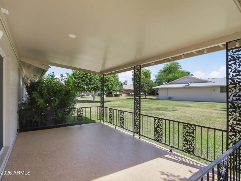 Real Estate Picture 5