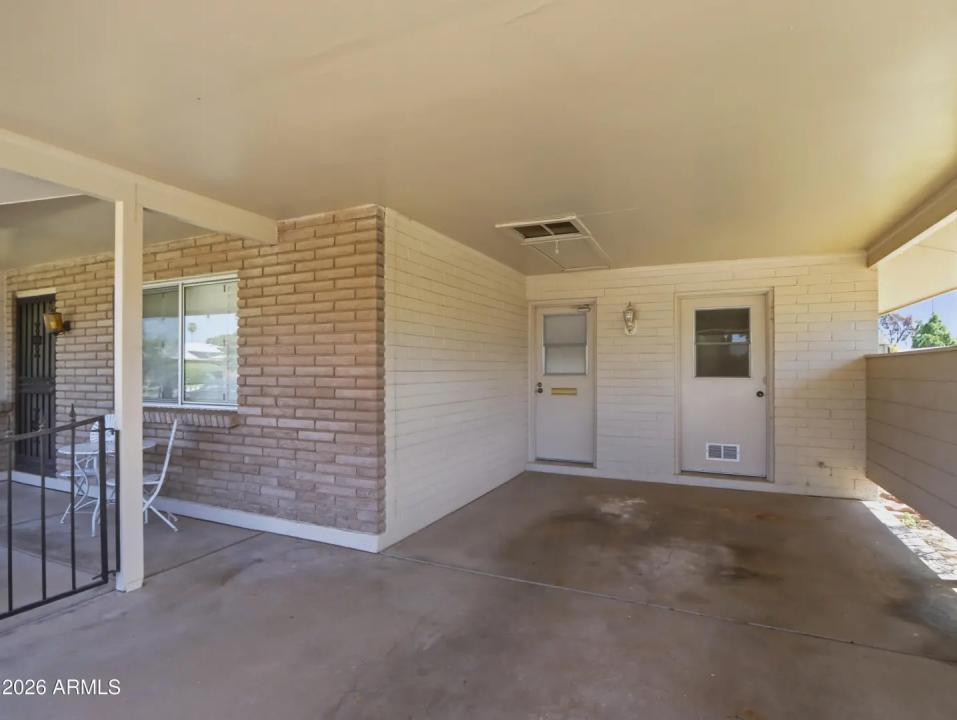 Real Estate Picture 14