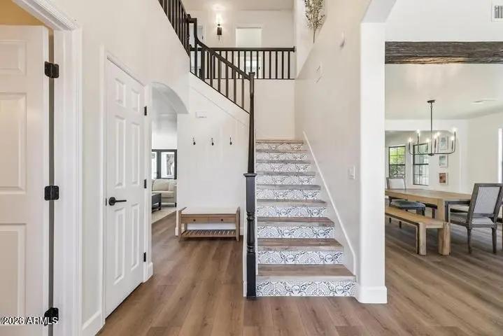 Real Estate Picture 17