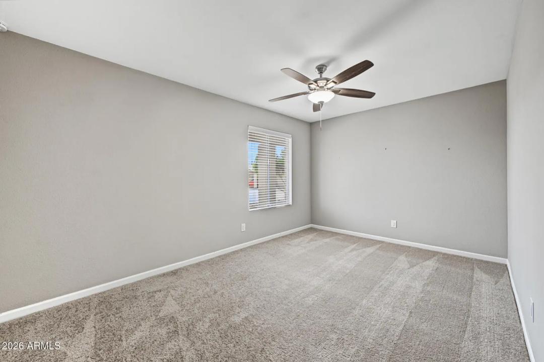 Real Estate Picture 24