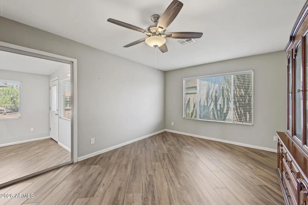 Real Estate Picture 13