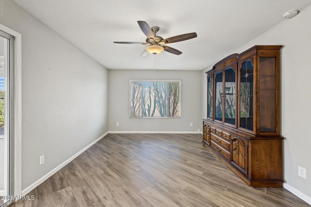 Real Estate Picture 6