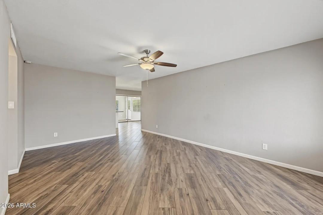 Real Estate Picture 16