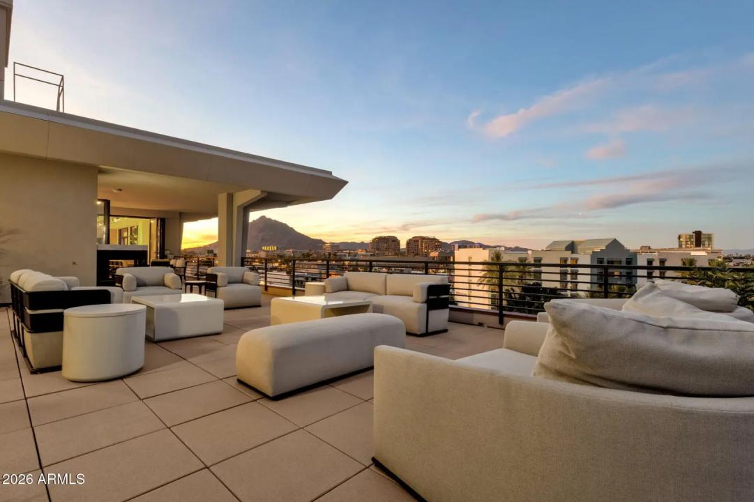 Real Estate Picture 1