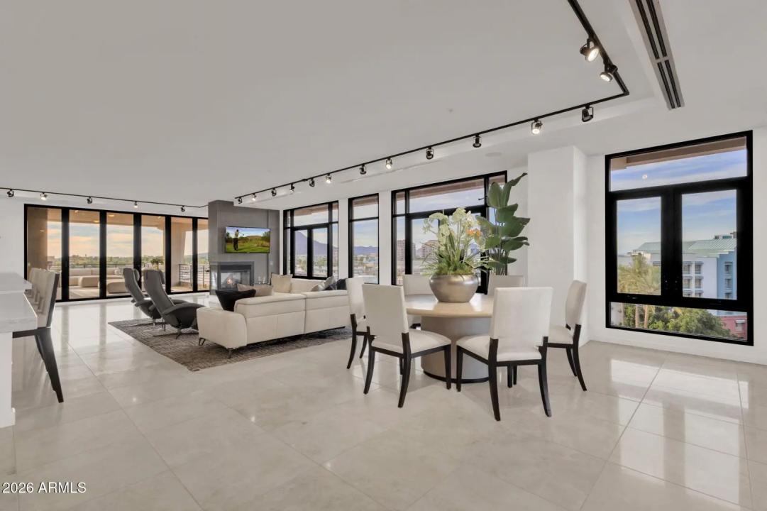 Real Estate Picture 40